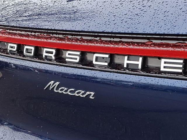 2022 Porsche Macan Base