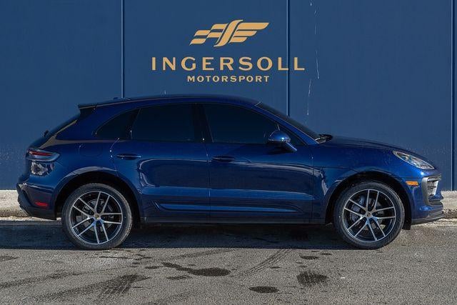 2022 Porsche Macan Base