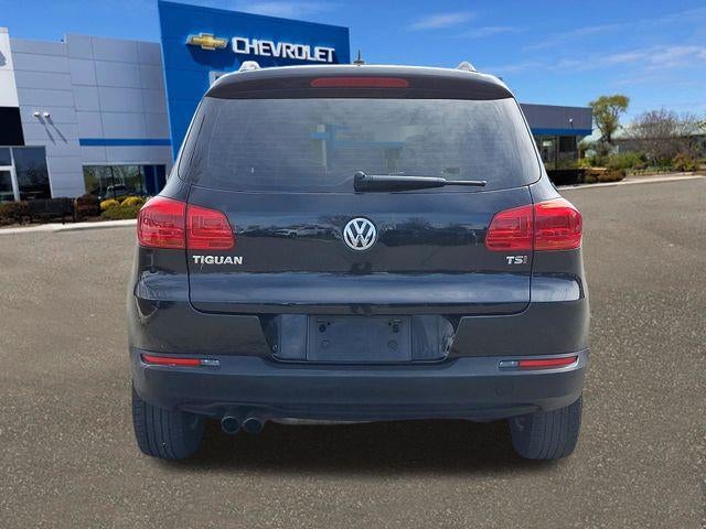 2016 Volkswagen Tiguan S