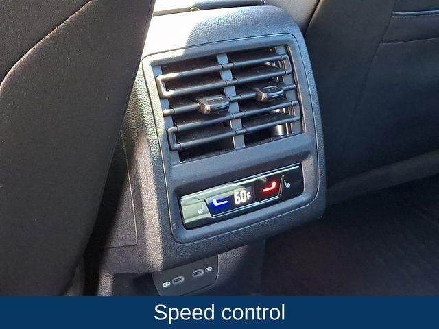 2024 Volkswagen Golf R Base