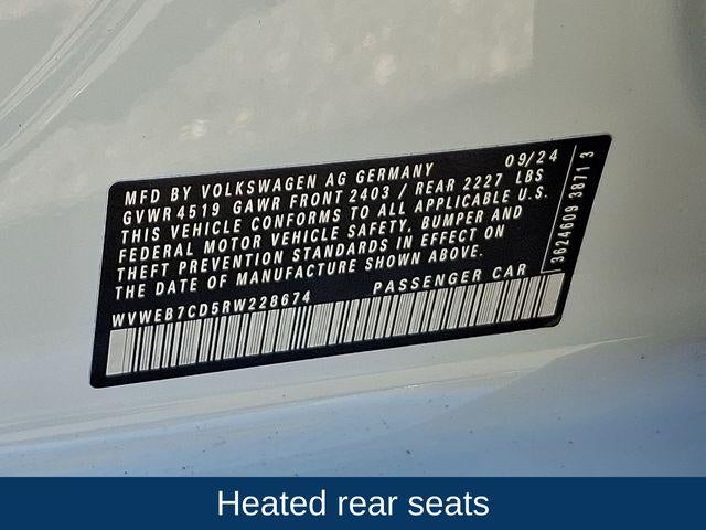 2024 Volkswagen Golf R Base