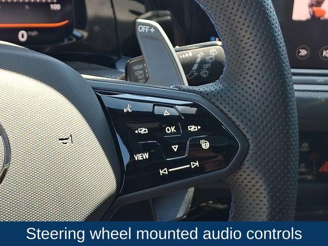 2024 Volkswagen Golf R Base